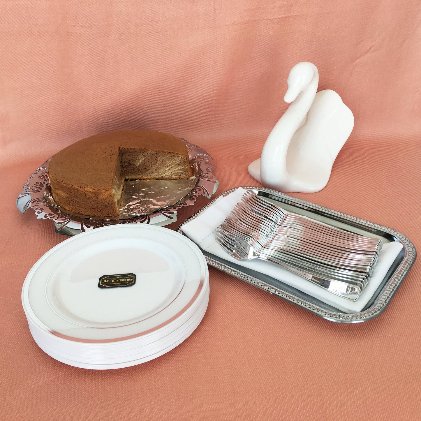 JL Prime 50 Piece Silver Plastic Plates for 25 Guests, Heavy Duty Reusable Disposable Plastic Plates with Silver Rim for Party and Wedding with 25 Dinner Plates and 25 Salad Plates