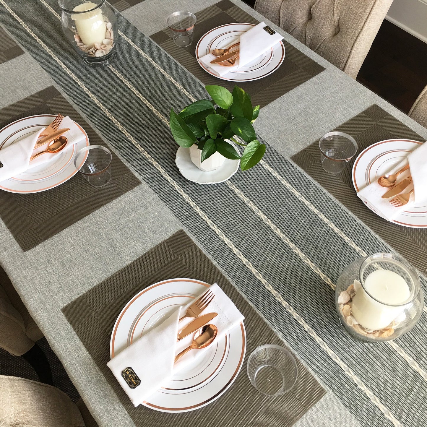 JL Prime 50 Piece Rose Gold Plastic Plates for 25 Guests, Heavy Duty Reusable Disposable Plastic Plates with Rose Gold Rim for Party and Wedding with 25 Dinner Plates and 25 Salad Plates