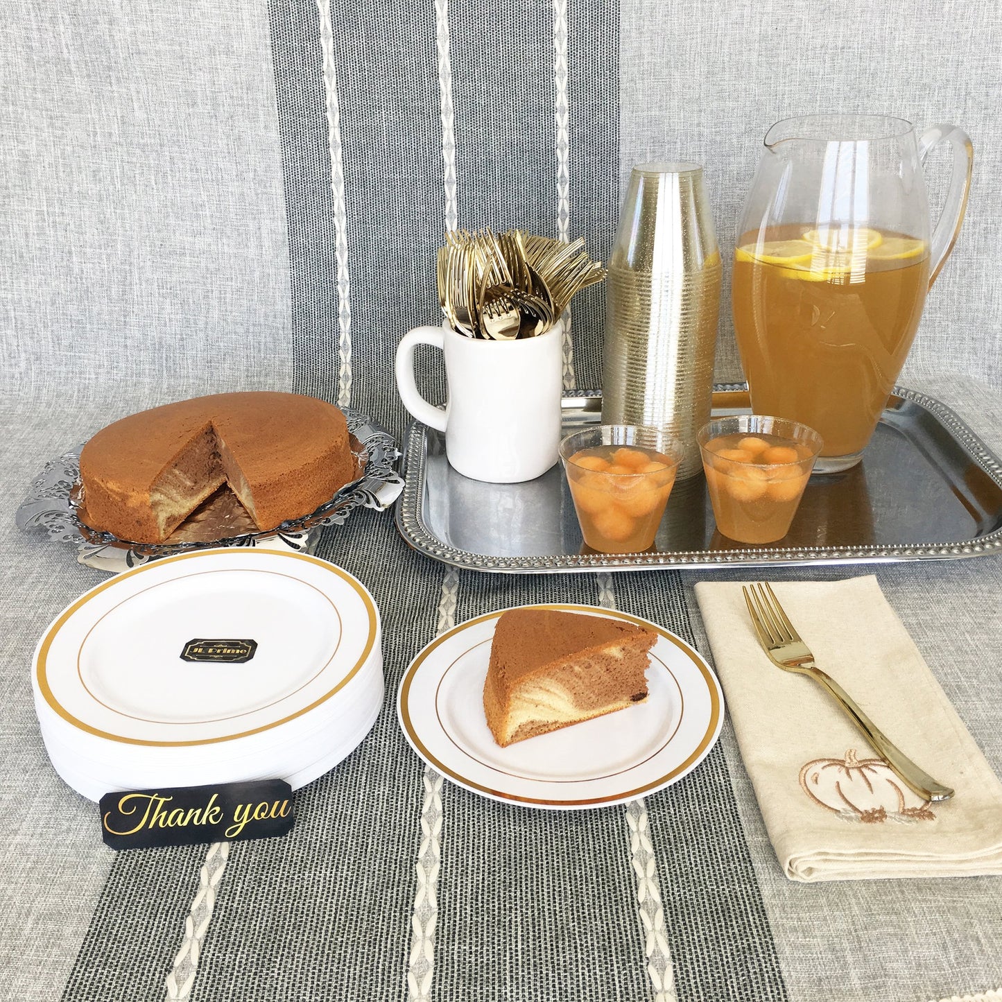 JL Prime 100 Gold Glitter Plastic Cups, 9 Oz Heavy Duty Reusable Disposable Gold Glitter Clear Plastic Cups, Old Fashioned Tumblers, Hard Plastic Drinking Cups for Party and Wedding