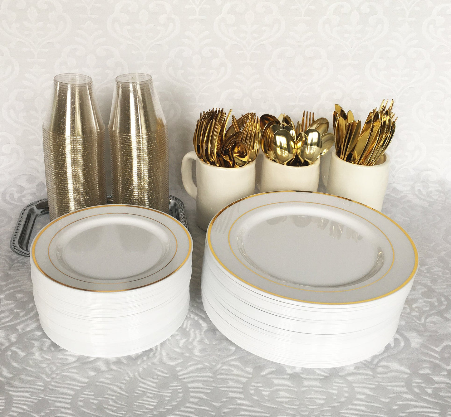 JL Prime 100 Gold Glitter Plastic Cups, 9 Oz Heavy Duty Reusable Disposable Gold Glitter Clear Plastic Cups, Old Fashioned Tumblers, Hard Plastic Drinking Cups for Party and Wedding