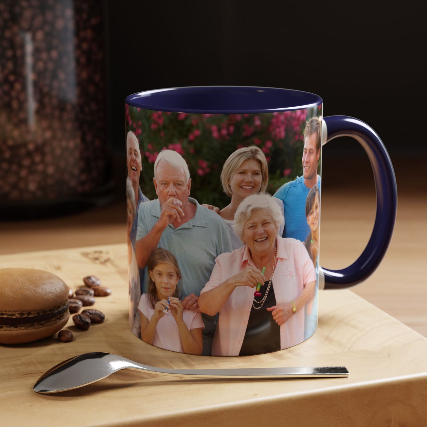 Personalisierte Tasse, weiß/marineblau, 325 ml, mit Foto, Text oder Logo, Rundum-Design