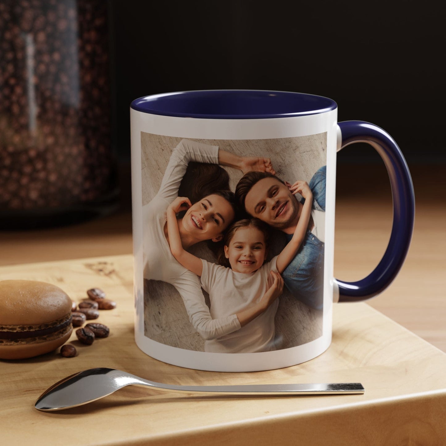 Personalisierte Tasse, weiß/marineblau, 325 ml, Geschenkidee mit Foto, Text oder Logo, quadratisches Design