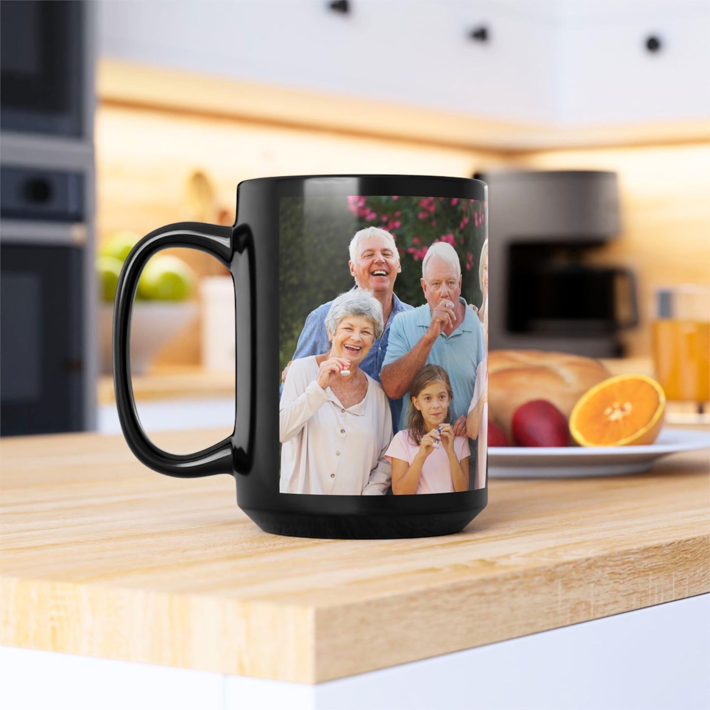 Tasse individuell gestalten, 425ml komplett schwarze Keramik-Kaffeetasse mit Rundumdruck, personalisiertes Geschenk mit Foto, Text oder Logo
