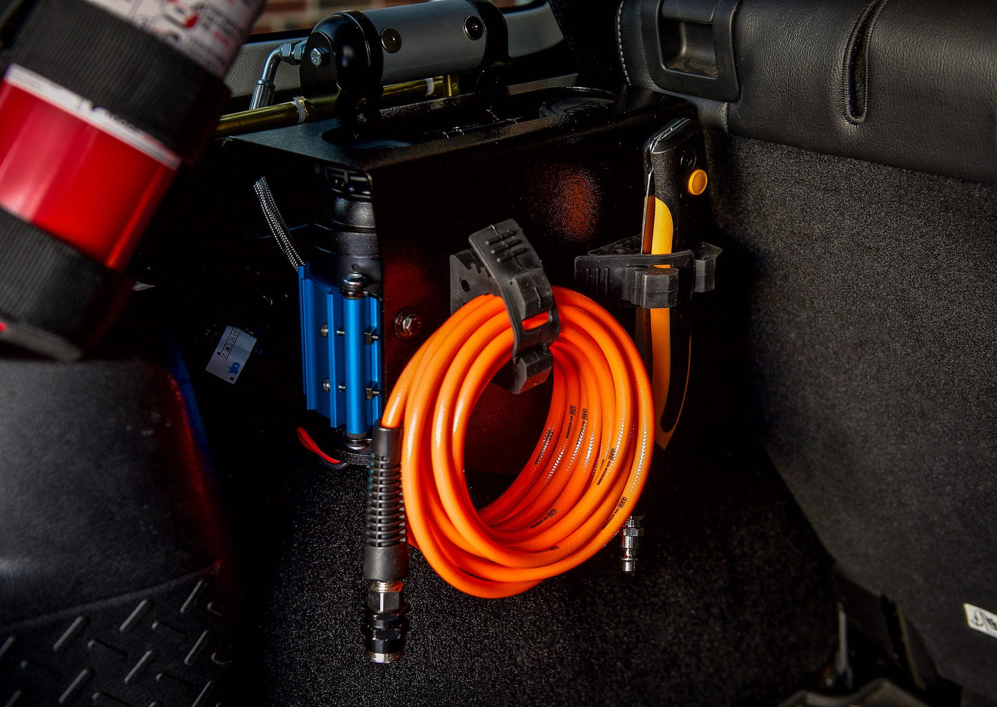 ARB 171302V2 Portable Tire Inflation Kit - 23 ft High-Temp Hose & Accessories