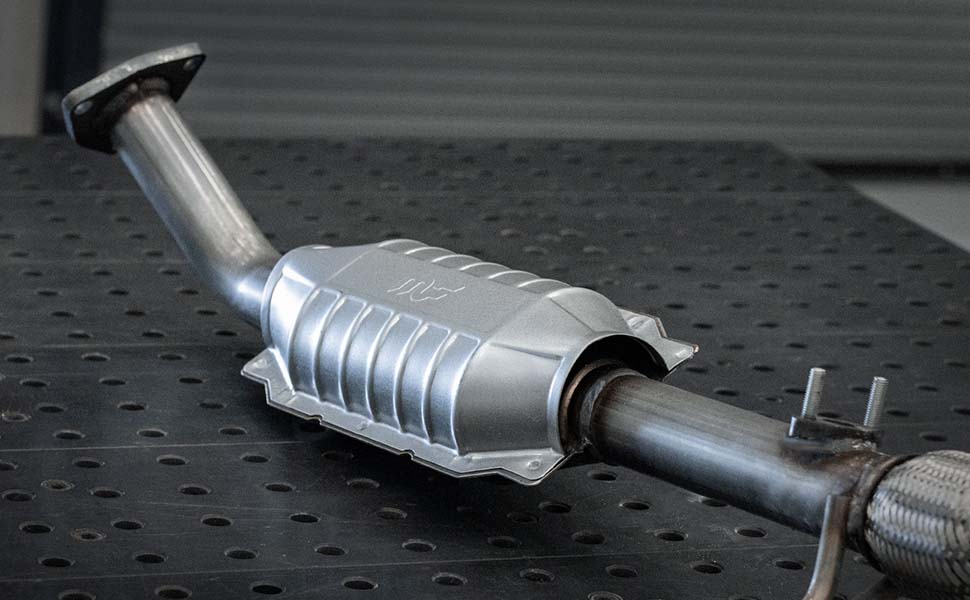 MagnaFlow Exhaust Products 23542 Magnaflow 48 State Converter  - Catalytic Converter; Direct Fit 48 State; Not For Sale Or Use In The State Of California