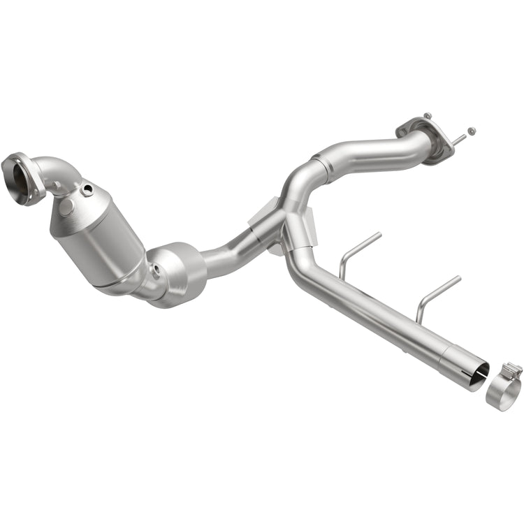 MagnaFlow Exhaust Products 280758 Magnaflow 48 State Converter  - Catalytic Converter; OEM Grade; Stainless Steel Case; Single Bolt-On Inlet; Single Bolt-On Outlet; 40-1/2 Inch Overall Length; With Band Clamp/ Hanger/ Two Bolts/ Four Nuts